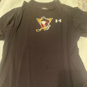 Gently Worn Penguins Ice Hockey T-Shirt